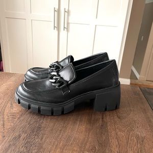 Madden Girl Hoxton Chain Lug Sole Platform Loafers black 7